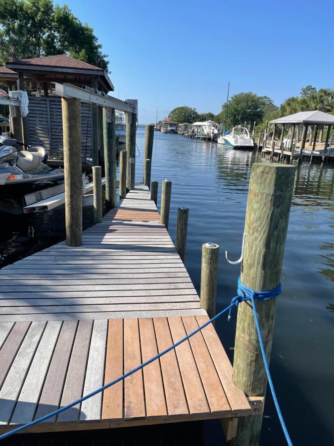 Exclusive Canal Home & Dock In Gulf Breeze Bagian luar foto